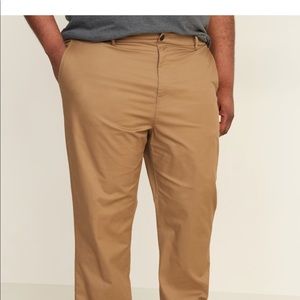 NWT OLD NAVY Straight Built in Flex ultimate tech chino pants for men.